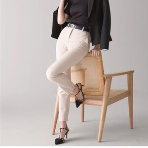 White House Black Market the slim ankle pantin 6L